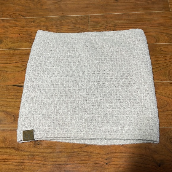 C.C Beanie Dusty Rose Pink Knit Infinity Scarf - Picture 2 of 6